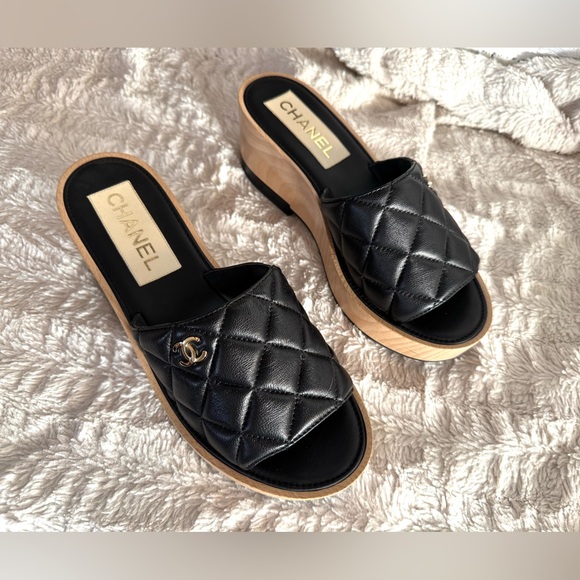 CHANEL Lambskin Quilted CC Wedge Sandals - Picture 3 of 14